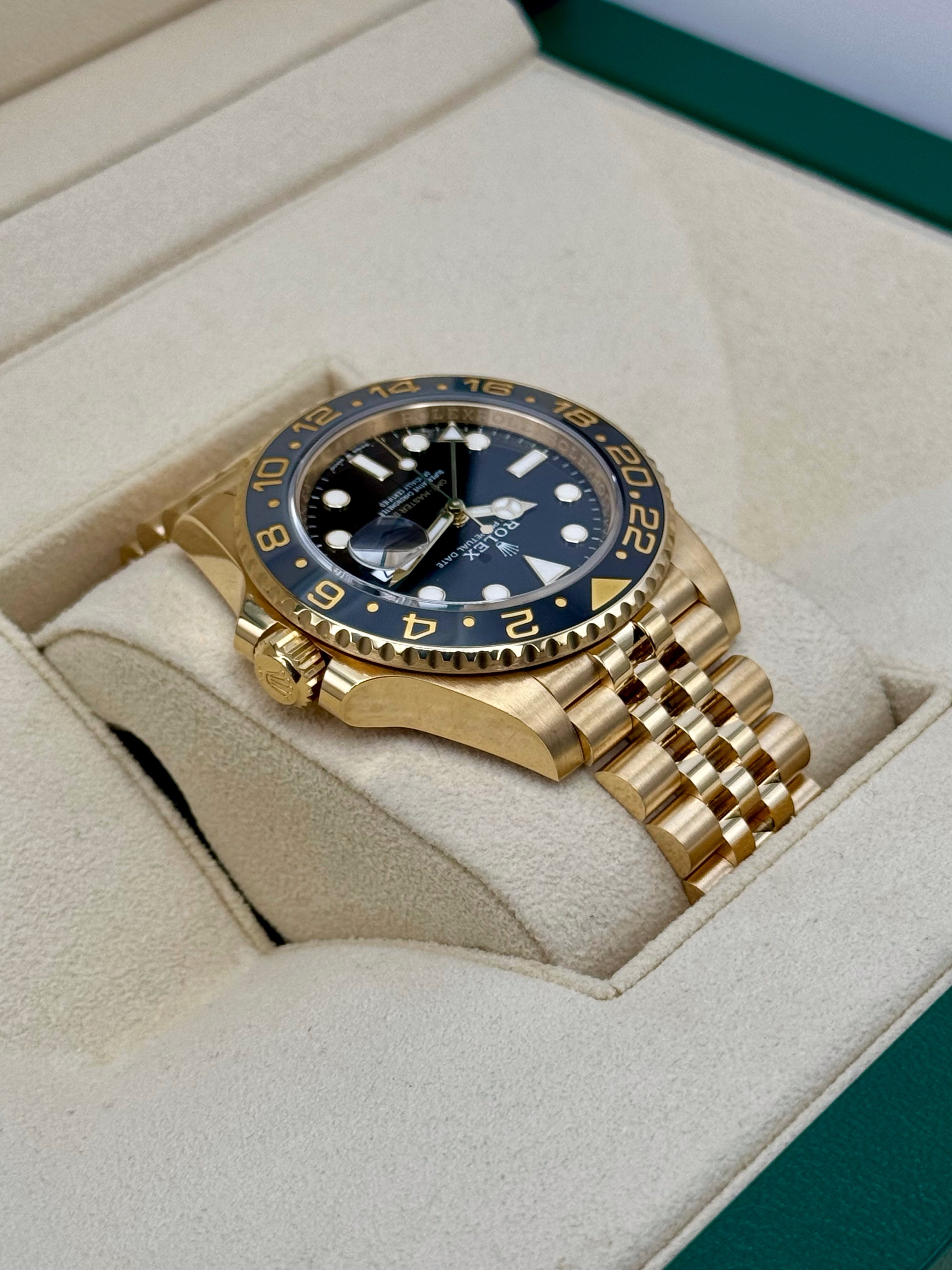GMT-Master II 40mm 126718GRNR Jubilee Black Dial