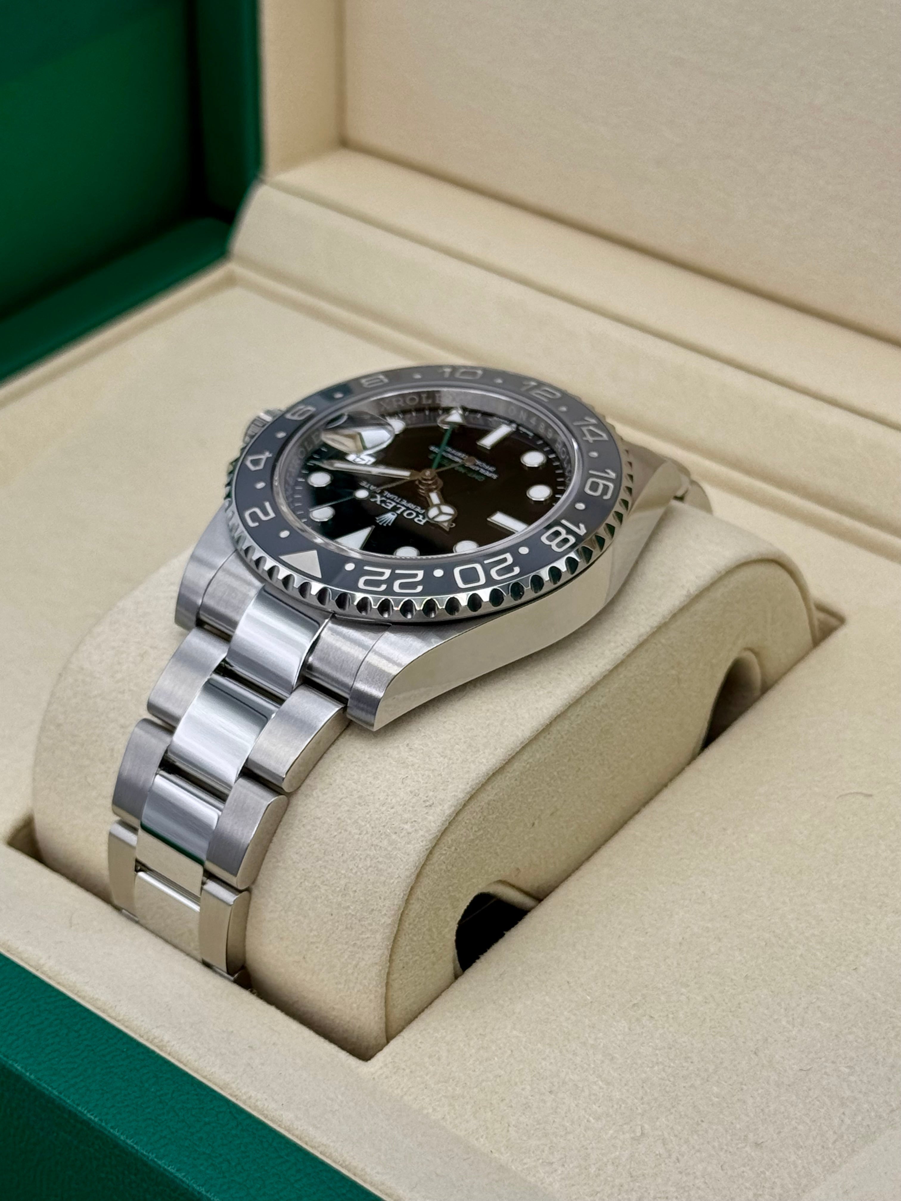 GMT-Master II "Bruce Wayne" 40mm 126710GRNR Oyster